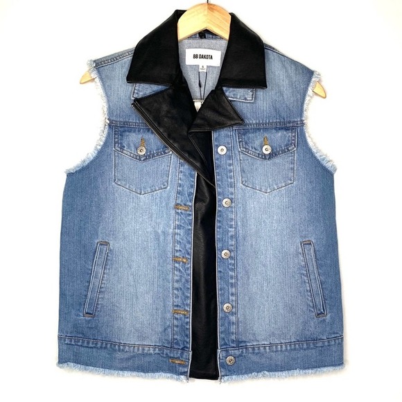 BB Dakota Jackets & Blazers - BB Dakota zip up denim vest womens size small
